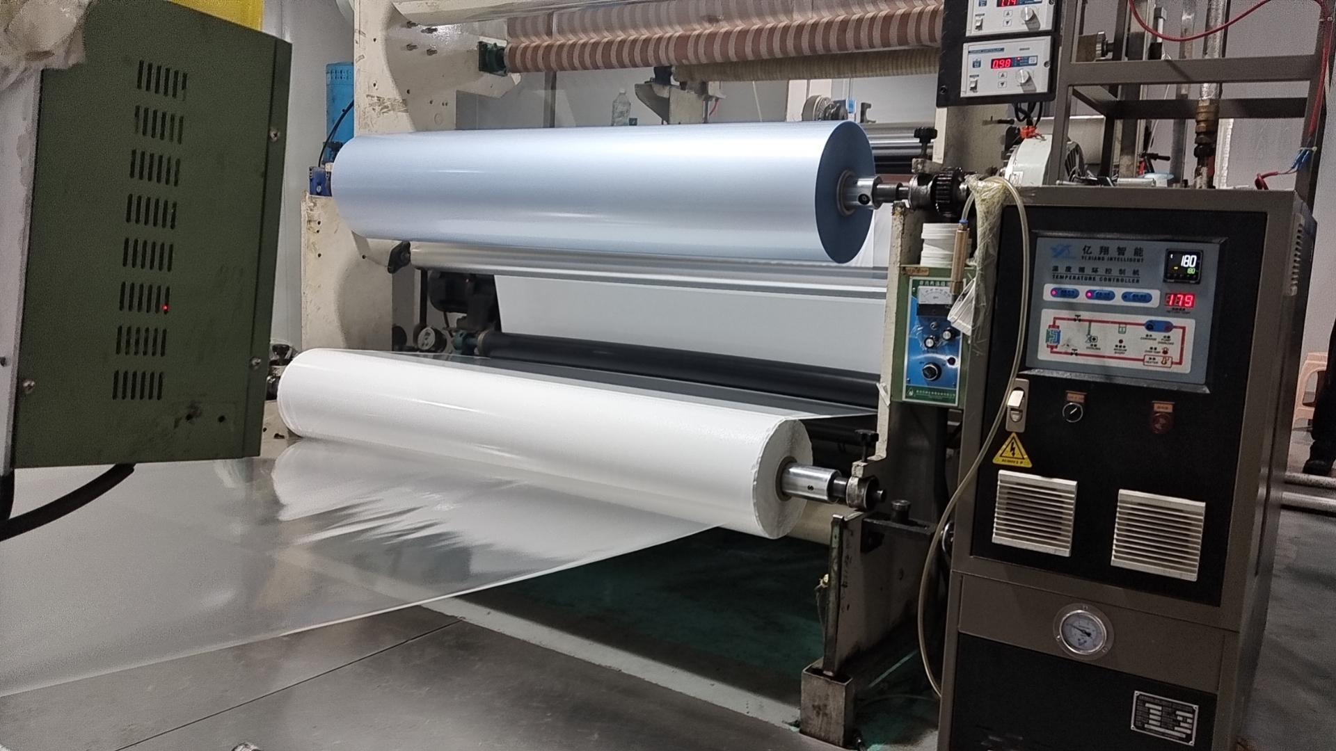 雙面輥筒覆膜控溫案例